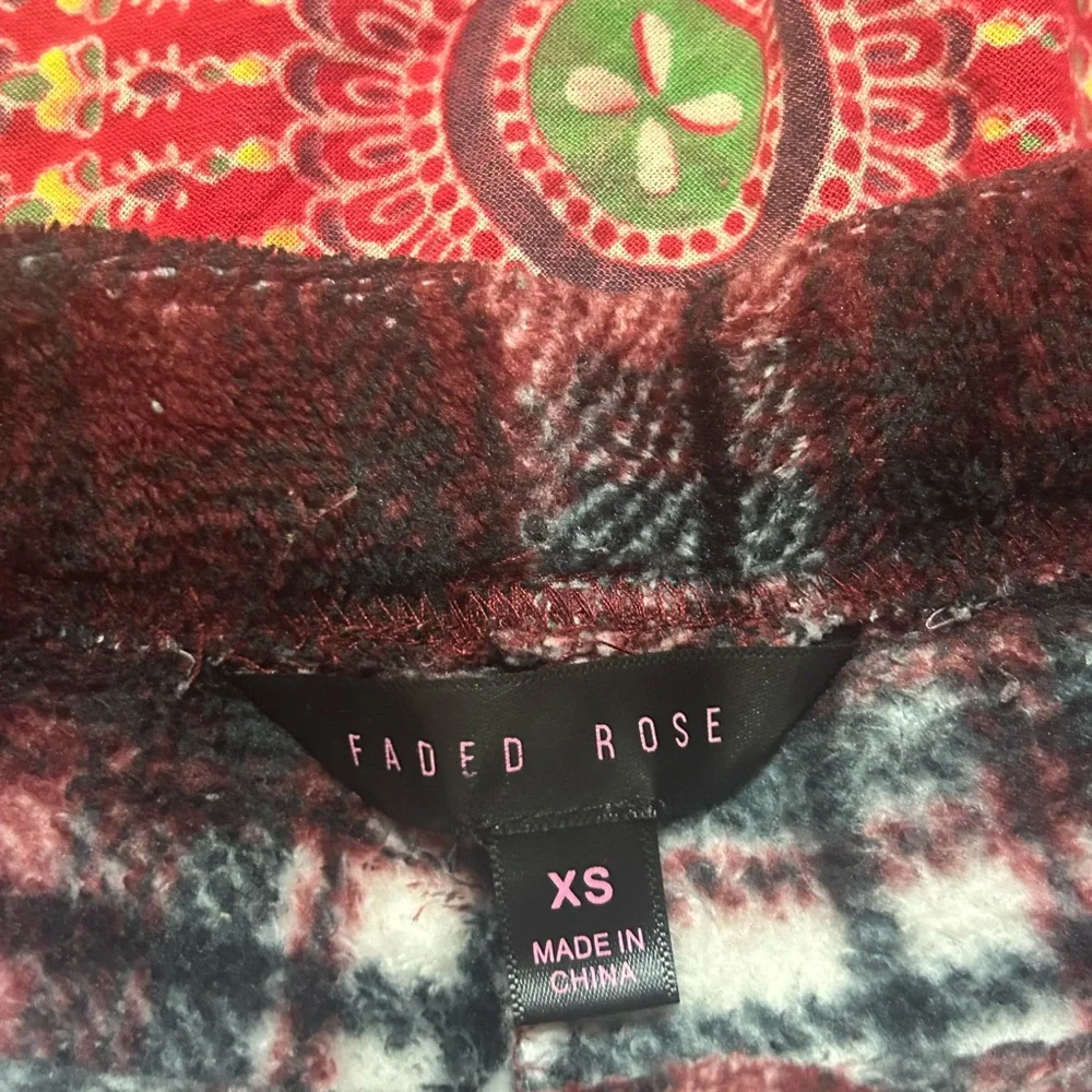 Faded Rose women’s red white black plaid fleece comfy shorts